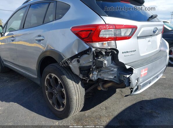 JF2GTAEC5N8211722 2022 SUBARU CROSSTREK Серебряный Вид спереди