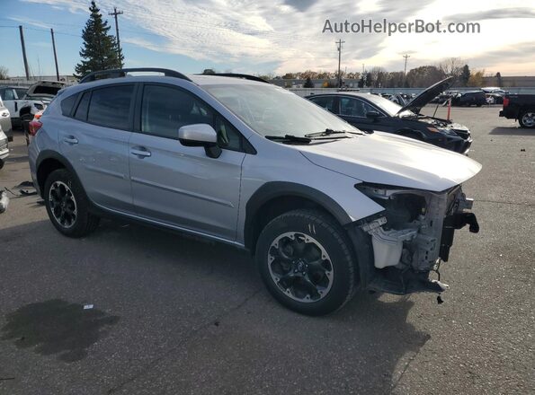 JF2GTAEC8M8376985 2021 SUBARU CROSSTREK Серебряный Передняя правая четверть