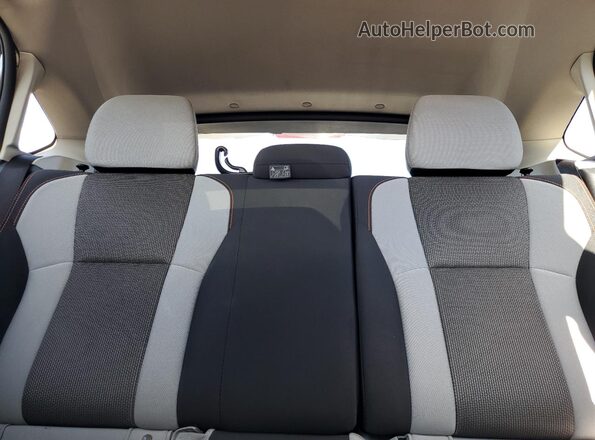 JF2GTAEC8NH220933 2022 SUBARU CROSSTREK Белый Вид задних сидений