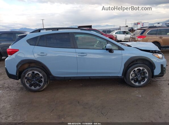JF2GTAPC1NH284356 2022 SUBARU CROSSTREK Light Blue Вид задньої частини салону