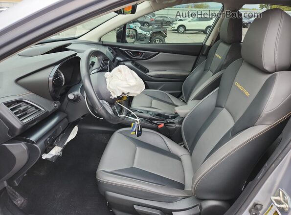 JF2GTHSCXNH254899 2022 SUBARU CROSSTREK Silver Widok wnętrza z przodu