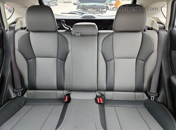 JF2GTHSCXNH254899 2022 SUBARU CROSSTREK Silver Widok tylnych siedzeń