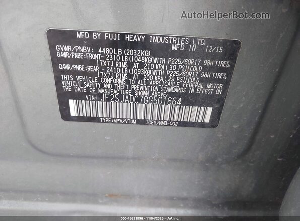 JF2SJADC7GG501664 2016 SUBARU FORESTER 2.5 Light Blue Vista del compartimento del motor