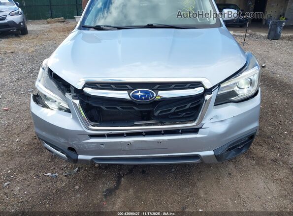 JF2SJAWC6HH464003 2017 SUBARU FORESTER 2.5I TO Серебряный Вид спереди