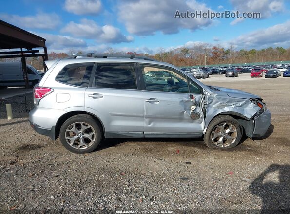 JF2SJAWC6HH464003 2017 SUBARU FORESTER 2.5I TO Серебряный Вид задней части салона