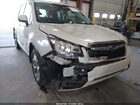2017 Subaru Forester   Белый vin: JF2SJAWC7HH424125