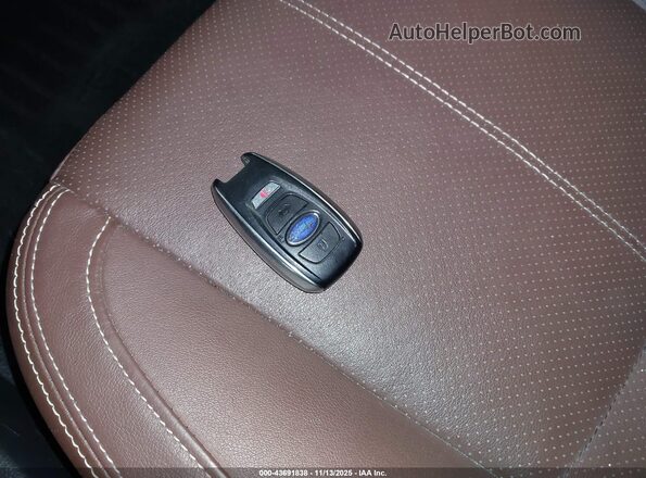 JF2SJAWC7HH424125 2017 SUBARU FORESTER Белый Вид панели приборов