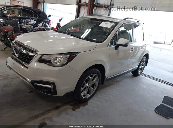JF2SJAWC7HH424125 2017 SUBARU FORESTER Белый Передняя левая четверть