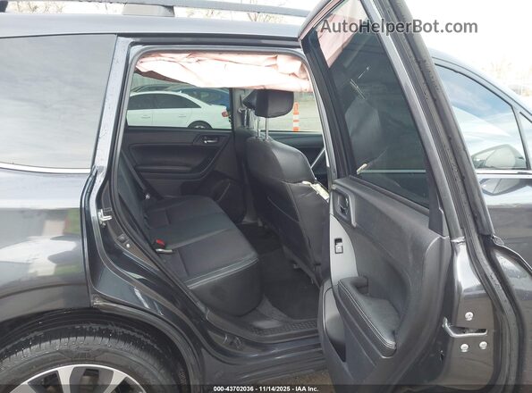 JF2SJGEC6JH549577 2018 SUBARU FORESTER2. Серый Вид наклейки с VIN-кодом