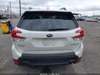 2022 Subaru Forester Premium Белый vin: JF2SKADC3NH402277