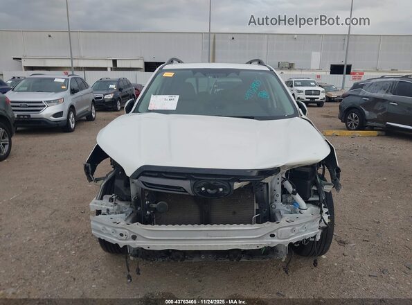 JF2SKANC7NH457703 2022 SUBARU FORESTER White Rear interior view
