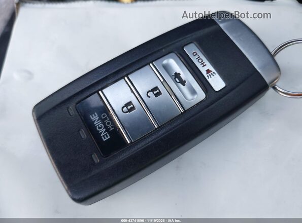 JH4KC1F96GC000023 2016 ACURA RLX Черный Вид панели приборов