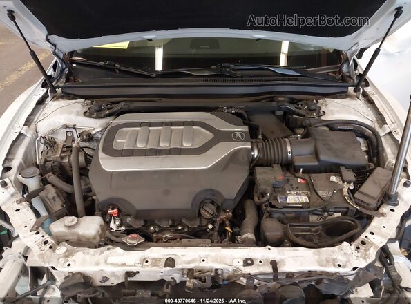 JH4KC1F97GC001052 2016 ACURA RLX Белый Вид сзади