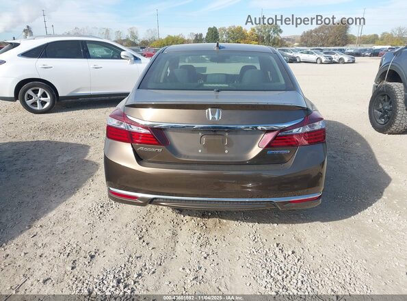 JHMCR6F3XHC006646 2017 HONDA ACCORD HYBRID Brown 