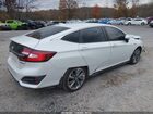 2018 Honda Clarity Plug-in Hybrid   Белый vin: JHMZC5F14JC011416