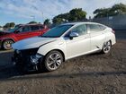 2018 Honda Clarity Белый vin: JHMZC5F18JC000211