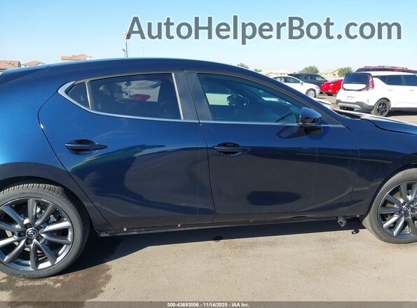 JM1BPALM3R1656371 2024 MAZDA 3 Синий Панорамный вид салона 360°
