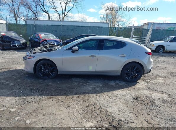 JM1BPAMM7S1777098 2025 MAZDA 3 Желто-коричневый Панорамный вид салона 360°