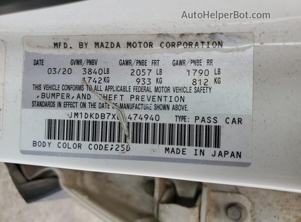 JM1DKDB7XL1474940 2020 MAZDA CX-3 Белый Вид подкапотного пространства