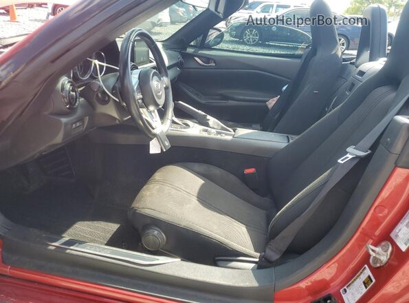 JM1NDAB75L0415037 2020 MAZDA MX-5 Бордовый Вид салона спереди