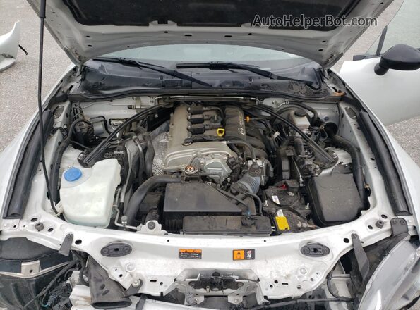 JM1NDAB7XH0120913 2017 MAZDA MX-5 Белый Вид задней части салона