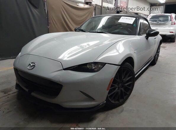 JM1NDAC71G0108291 2016 MAZDA MX-5 MIATA Серебряный Передняя левая четверть