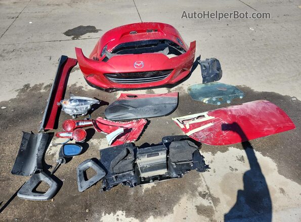 JM1NDAC71H0123617 2017 MAZDA MX-5 Красный Вид подкапотного пространства