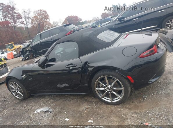 JM1NDAD70N0506975 2022 MAZDA MX-5 MIATA Черный Панорамный вид салона 360°