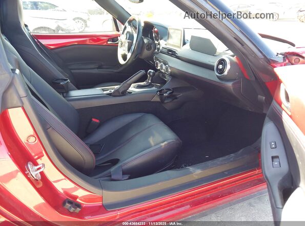 JM1NDAD74G0119154 2016 MAZDA MX-5 MIATA Красный Вид салона спереди