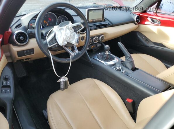 JM1NDAM74H0101982 2017 MAZDA MX-5 Red Widok deski rozdzielczej