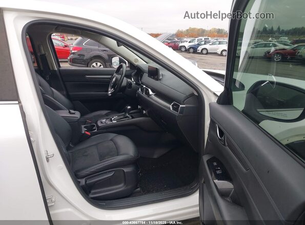 JM3KFBBM2N0545683 2022 MAZDA CX-5 Белый Вид салона спереди