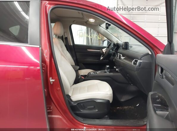 JM3KFBCM3N1567863 2022 MAZDA CX-5 Red Widok wnętrza z przodu