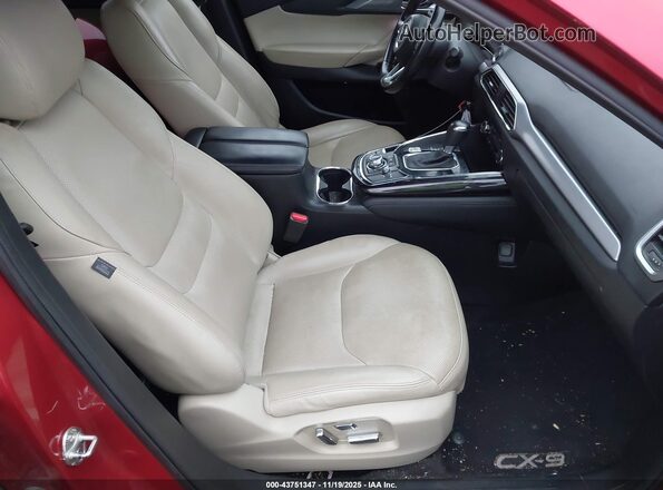 JM3TCBDY0J0216178 2018 MAZDA CX-9 Желто-коричневый Вид салона спереди