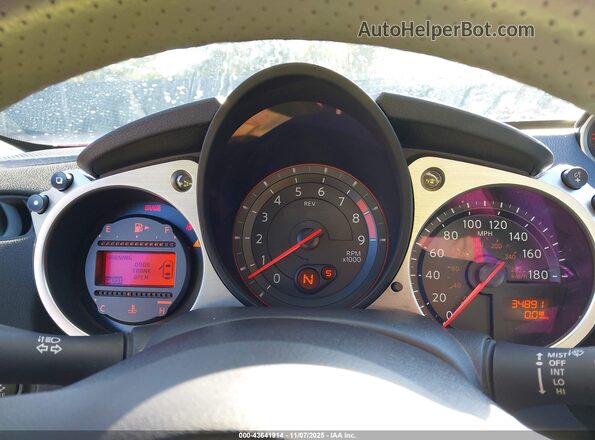 JN1AZ4FHXJM520234 2018 NISSAN 370Z Красный Вид задних сидений
