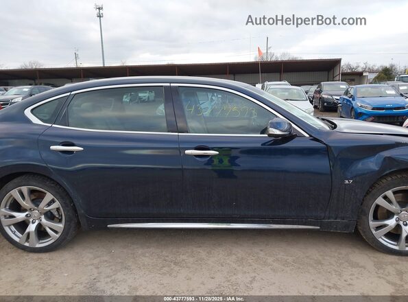 JN1BY1PR8HM210624 2017 INFINITI Q70L Blue Вид задньої частини салону