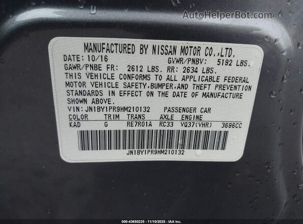 JN1BY1PR9HM210132 2017 INFINITI Q70L Gray Widok komory silnika