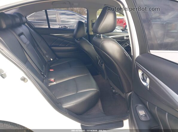 JN1CV7AP2JM240392 2018 INFINITI Q50 White VIN sticker view