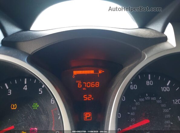 JN8AF5MV2HT754344 2017 NISSAN JUKE White 