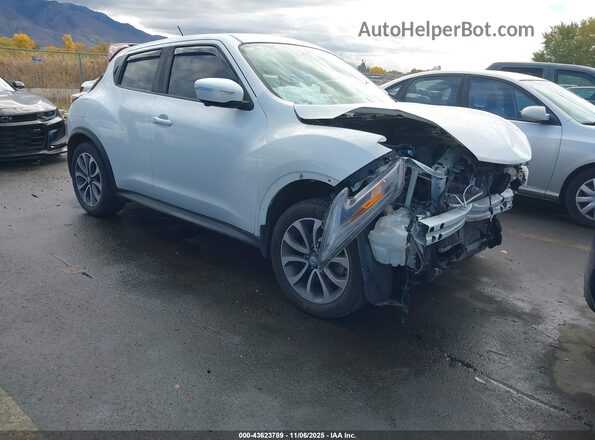 JN8AF5MV2HT754344 2017 NISSAN JUKE White Przód prawy