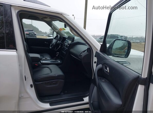 JN8AY2AC2N9163211 2022 NISSAN ARMADA Белый Вид салона спереди