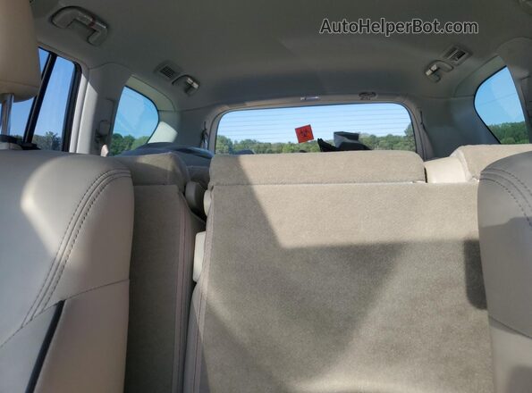 JN8AY2BC8P9183352 2023 NISSAN ARMADA Белый Вид задних сидений