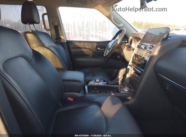 JN8AZ2AF2R9765216 2024 INFINITI QX80 Серый Вид салона спереди