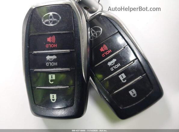 JTDBVRBD0GA000812 2016 TOYOTA MIRAI Черный Вид панели приборов