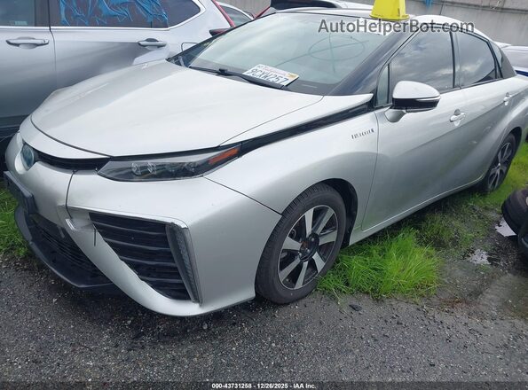 JTDBVRBD3JA004182 2018 TOYOTA MIRAI Серебряный Передняя левая четверть