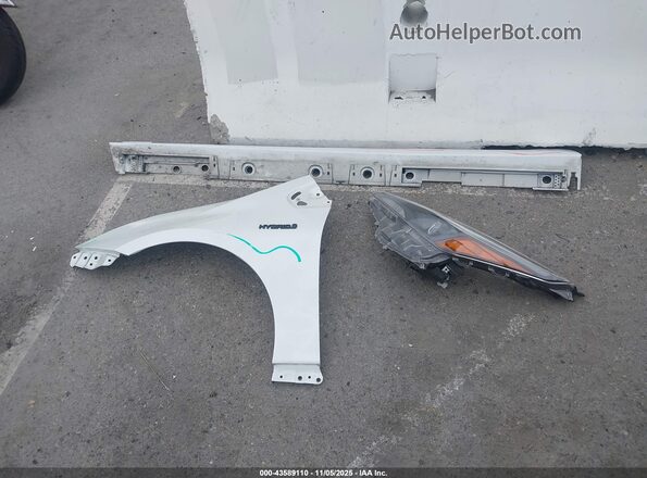 JTDKAMFUXM3129214 2021 TOYOTA PRIUS White Vista del cuadro de instrumentos
