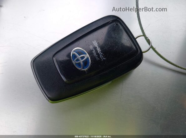 JTDKARFP4J3076156 2018 TOYOTA PRIUS PRIME Серебряный Вид панели приборов