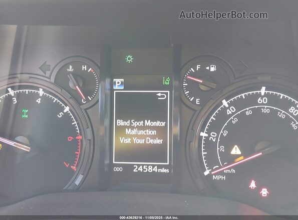 JTEMU5JR8R6230164 2024 TOYOTA 4RUNNER Gray Vista de los asientos traseros