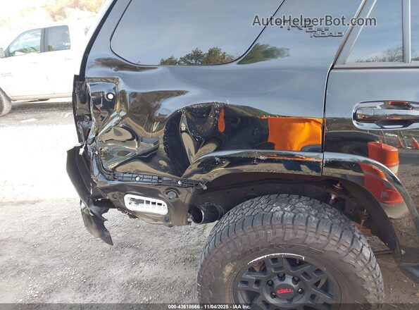 JTERU5JR1P6144763 2023 TOYOTA 4RUNNER Black Widok wnętrza z tyłu