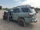 2023 Toyota 4runner Se Green vin: JTERU5JR7P6129247