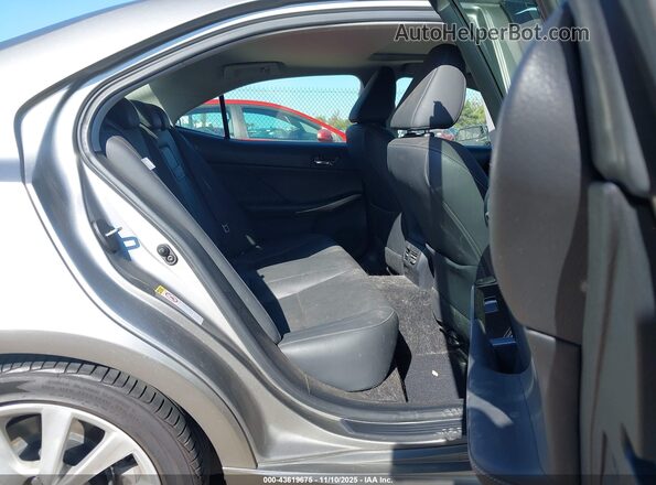 JTHBA1D21G5024150 2016 LEXUS IS 200T Серебряный Вид наклейки с VIN-кодом